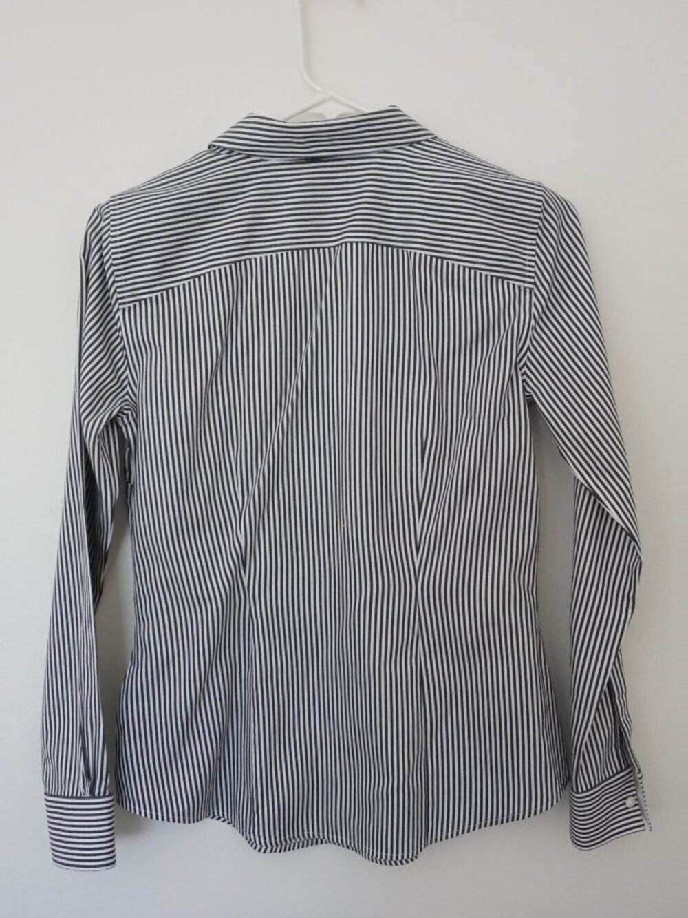 NWT Brooks Brothers Women's Petite Tailored Fit Non-Iron Cotton Shirt Size 2P - Picture 2 of 5
